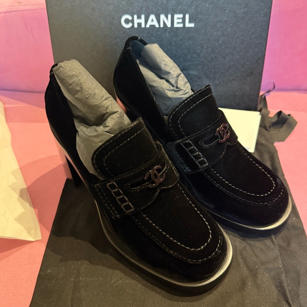 SOLD!!! Chanel Loafers Velvet Black Brand New size 40